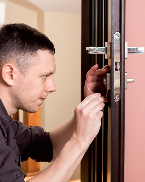 : Professional Locksmith For Commercial And Residential Locksmith Services in San Dimas, CA